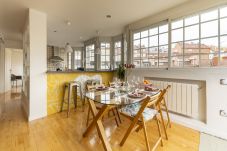 Appartement à Madrid - M (PGUI1A)Ático con amplia terraza y vistas panorá