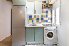 Appartement à Madrid - M (AMP96)Piso de 2 dormitorios a pasos del Museo R