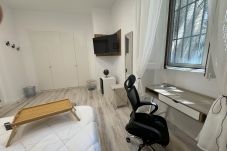 Chambres d'hôtes à Madrid - M (SBE106)Madrid: habitación con comodidad y zona