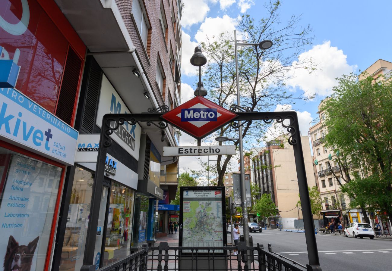 Appartement à Madrid - M (MDL92)Alquiler Mensual en Madrid – Piso moderno Appartement à Madrid - M (MDL92)Alquiler Mensual en Madrid – Piso moderno