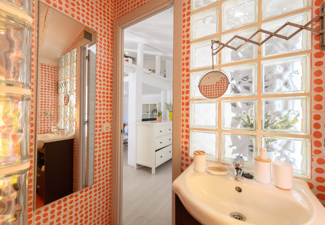 Appartement à Madrid - M (SVF154) Piso tipo loft de 1 dormitorio en el ce Appartement à Madrid - M (SVF154) Piso tipo loft de 1 dormitorio en el ce