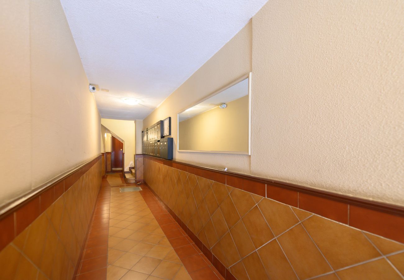 Appartement à Madrid - M (SVF154) Piso tipo loft de 1 dormitorio en el ce Appartement à Madrid - M (SVF154) Piso tipo loft de 1 dormitorio en el ce