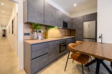 Appartement à Madrid - M (AGU230)Tu hogar en la ciudad: piso de 3 habita