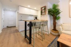Studio à San Sebastián de los Reyes - M (FVE53) Estudio moderno con terraza privada y ex
