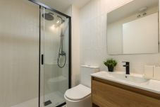 Studio à San Sebastián de los Reyes - M (FVE54) Estudio con terraza privada y piscina -g