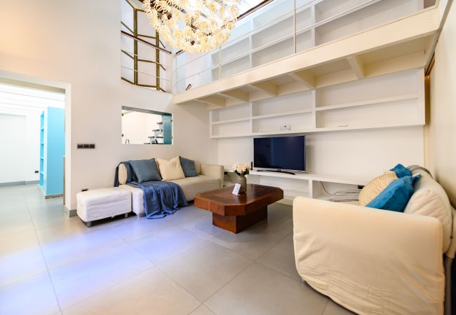 Appartement à Madrid - M (ESA121ID) Amplio Dúplex en el centro de Madrid