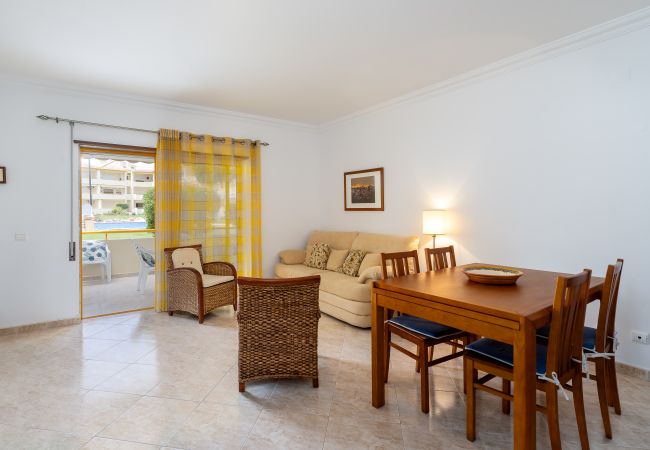 Appartement à Quarteira - Vilamoura Terrace & Pool Apartment (S55)