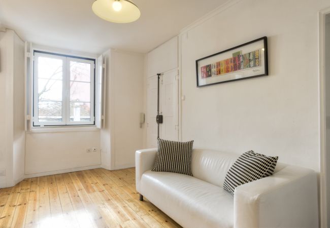 Apartment in Lisbon - Castelo Stylish Flat