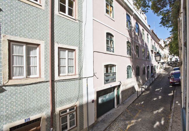 Apartment in Lisbon - Príncipe Real Charming Apartment Apartment in Lisbon - Príncipe Real Charming Apartment