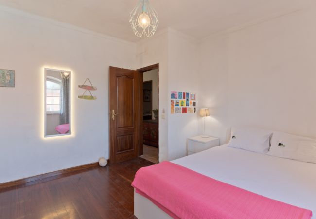 Villa in Lagoa de Albufeira - Lagoa Beach & Pool Villa Villa in Lagoa de Albufeira - Lagoa Beach & Pool Villa