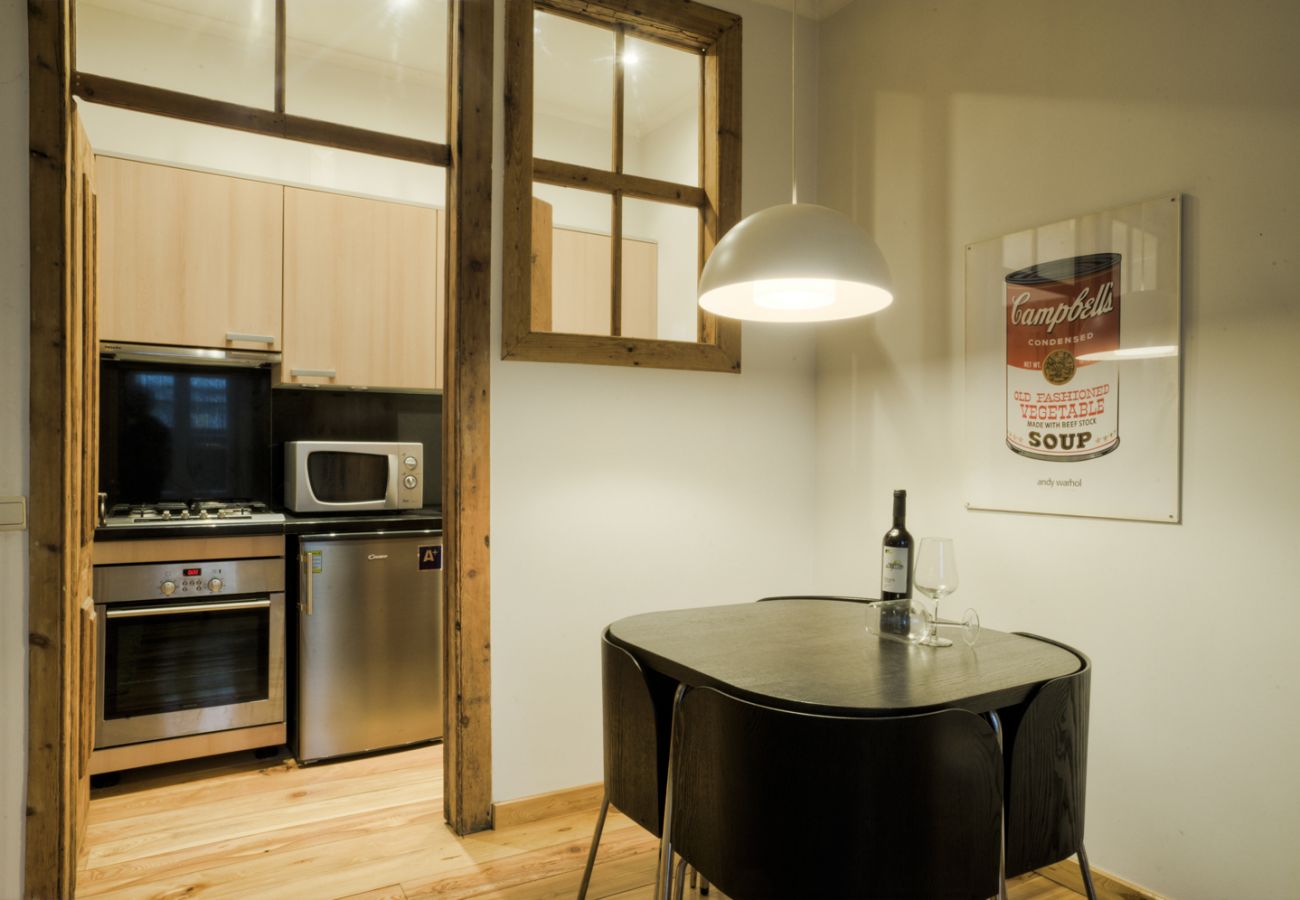 Apartamento em Lisboa - Bairro Alto Charming Apartment (C23) Apartamento em Lisboa - Bairro Alto Charming Apartment (C23)