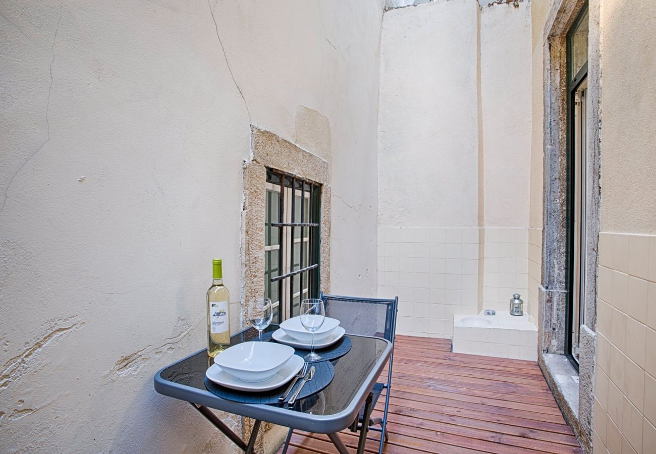 Apartamento em Lisboa - Alfama Terrace Apartment (C71) Apartamento em Lisboa - Alfama Terrace Apartment (C71)