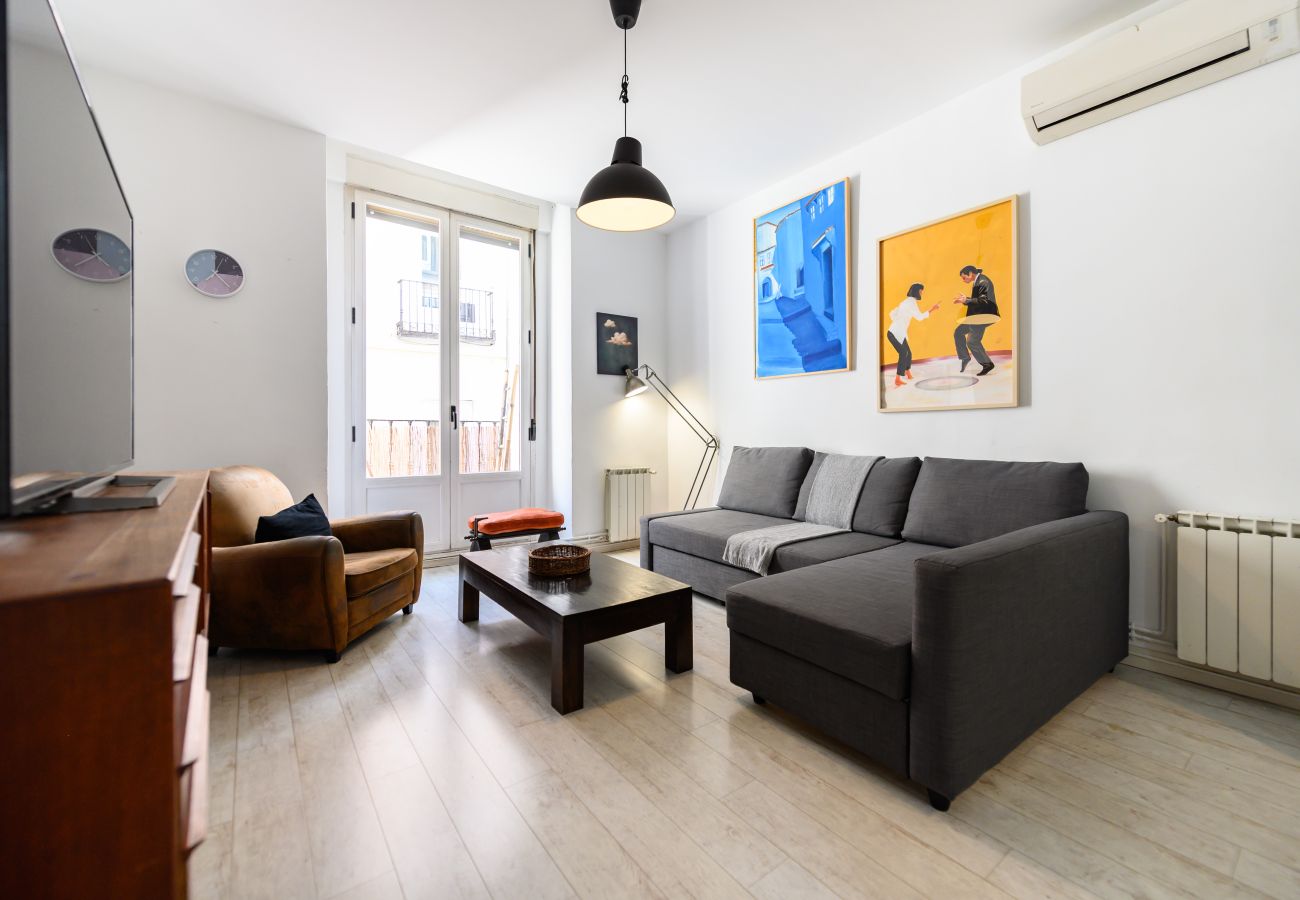 Apartamento em Madrid - M (ESA81) Apto. Tribunal-Malasaña-Chueca