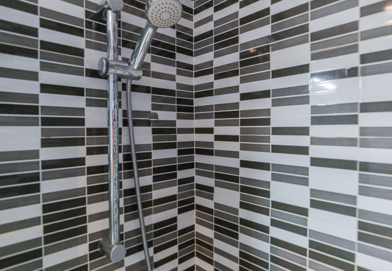 Apartamento em Madrid - M (JJU155) Apartamento O'Donnell Gregorio Mar Apartamento em Madrid - M (JJU155) Apartamento O'Donnell Gregorio Mar