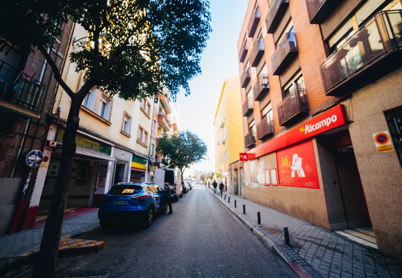 Apartamento em Madrid - M (JJU155) Apartamento O'Donnell Gregorio Mar Apartamento em Madrid - M (JJU155) Apartamento O'Donnell Gregorio Mar