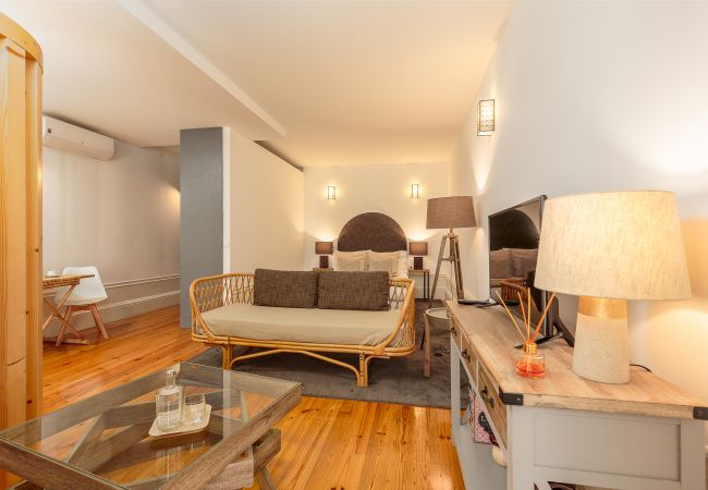 Estúdio em Porto - Stories  1T Estúdio em Porto - Stories  1T