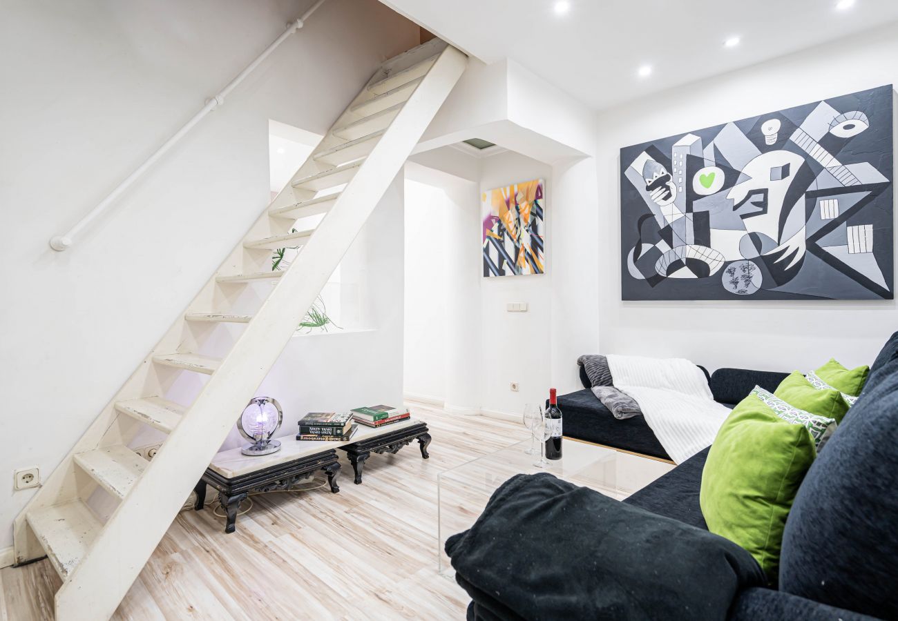 Apartamento em Madrid - M (TRU50) Apartamento Teatro Real-Pza. San Martín Apartamento em Madrid - M (TRU50) Apartamento Teatro Real-Pza. San Martín