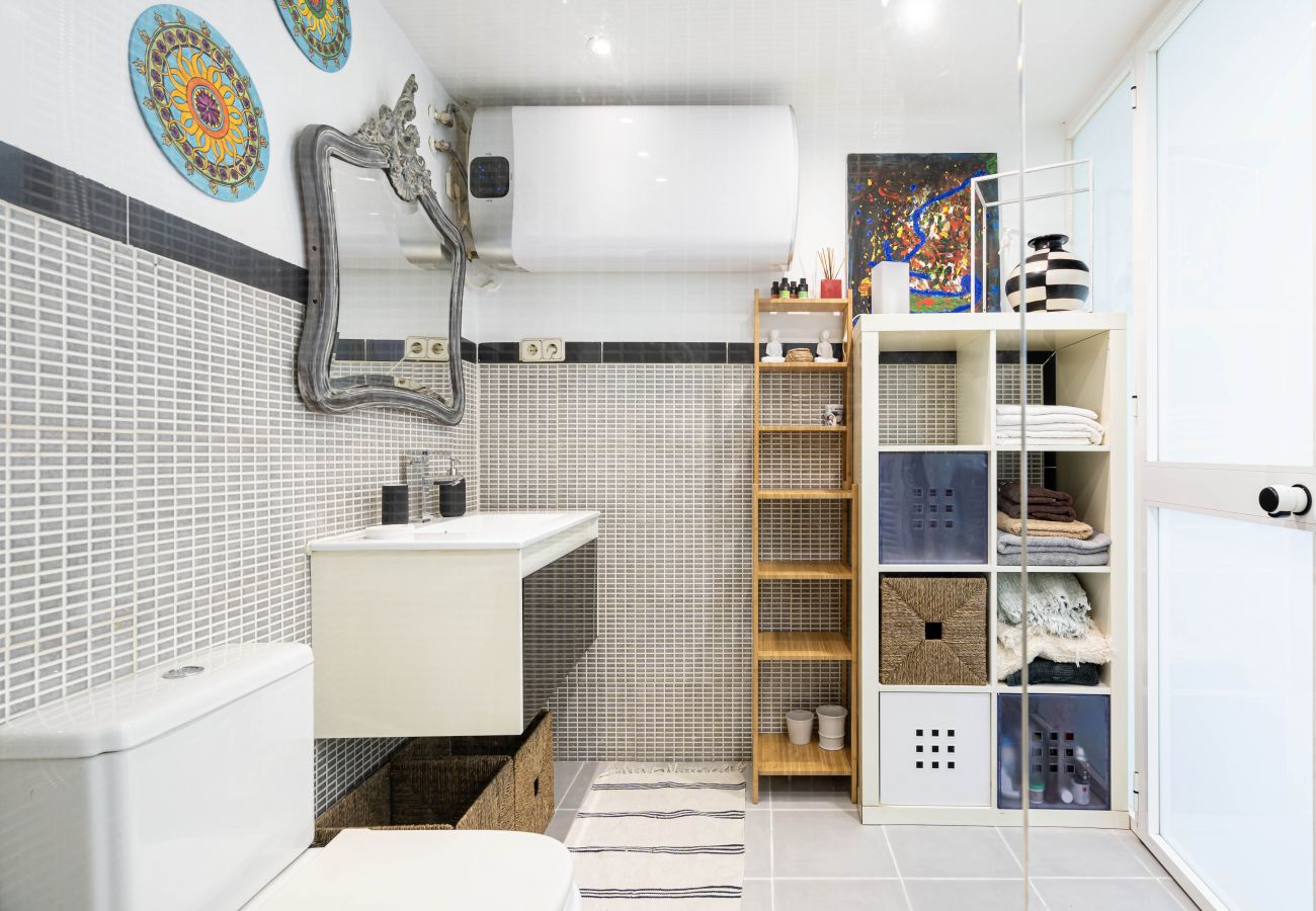 Apartamento em Madrid - M (TRU50) Apartamento Teatro Real-Pza. San Martín Apartamento em Madrid - M (TRU50) Apartamento Teatro Real-Pza. San Martín