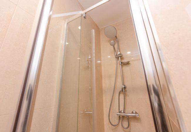 Apartamento em Madrid - M (VAL1041) Coqueto y elegante ap. Chamberi-cerca  Apartamento em Madrid - M (VAL1041) Coqueto y elegante ap. Chamberi-cerca