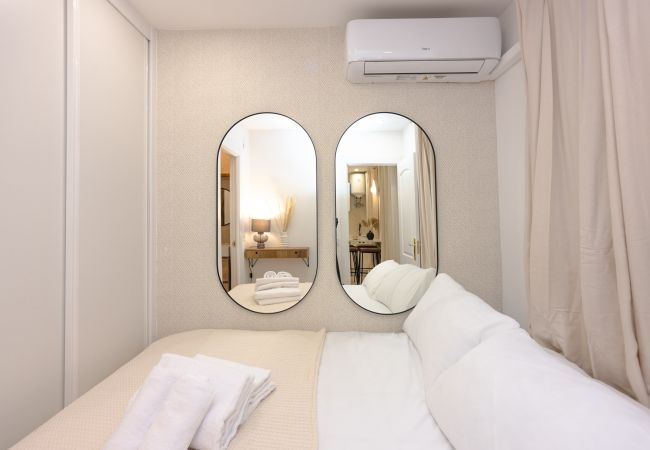Apartamento em Madrid - M (VAL1041) Coqueto y elegante ap. Chamberi-cerca  Apartamento em Madrid - M (VAL1041) Coqueto y elegante ap. Chamberi-cerca