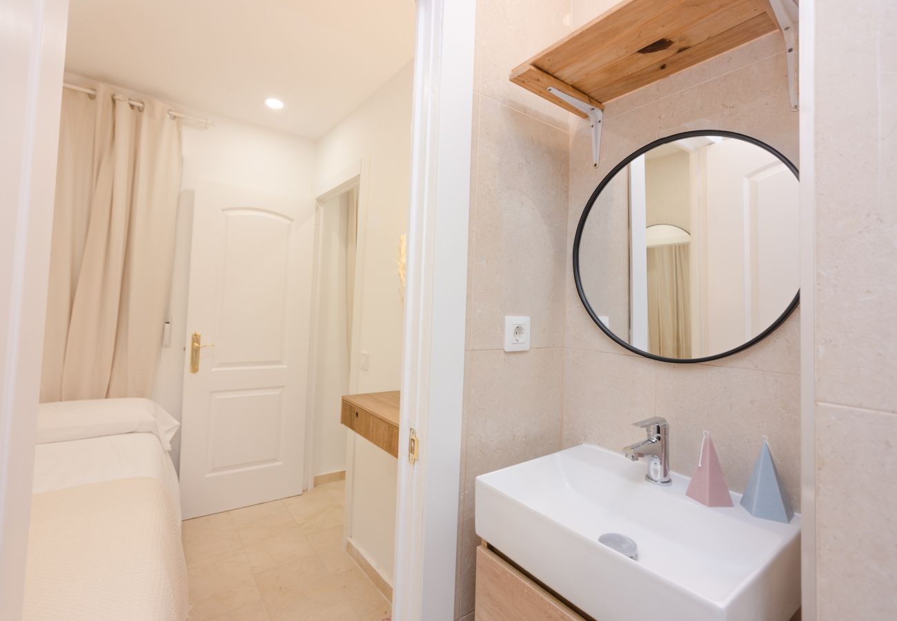 Apartamento em Madrid - M (VAL1041) Coqueto y elegante ap. Chamberi-cerca  Apartamento em Madrid - M (VAL1041) Coqueto y elegante ap. Chamberi-cerca