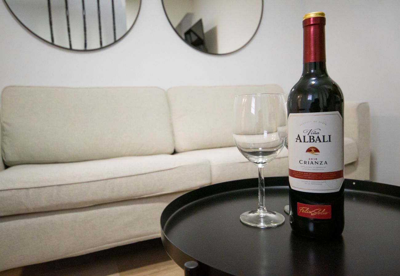 Apartamento em Madrid - M (GUS560) Encantador apartamento 3 dormitorios Apartamento em Madrid - M (GUS560) Encantador apartamento 3 dormitorios