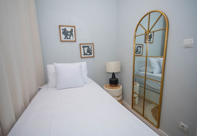 Apartamento em Madrid - M (TOP111) Luminoso y amplio apartamento en Cuatro Apartamento em Madrid - M (TOP111) Luminoso y amplio apartamento en Cuatro