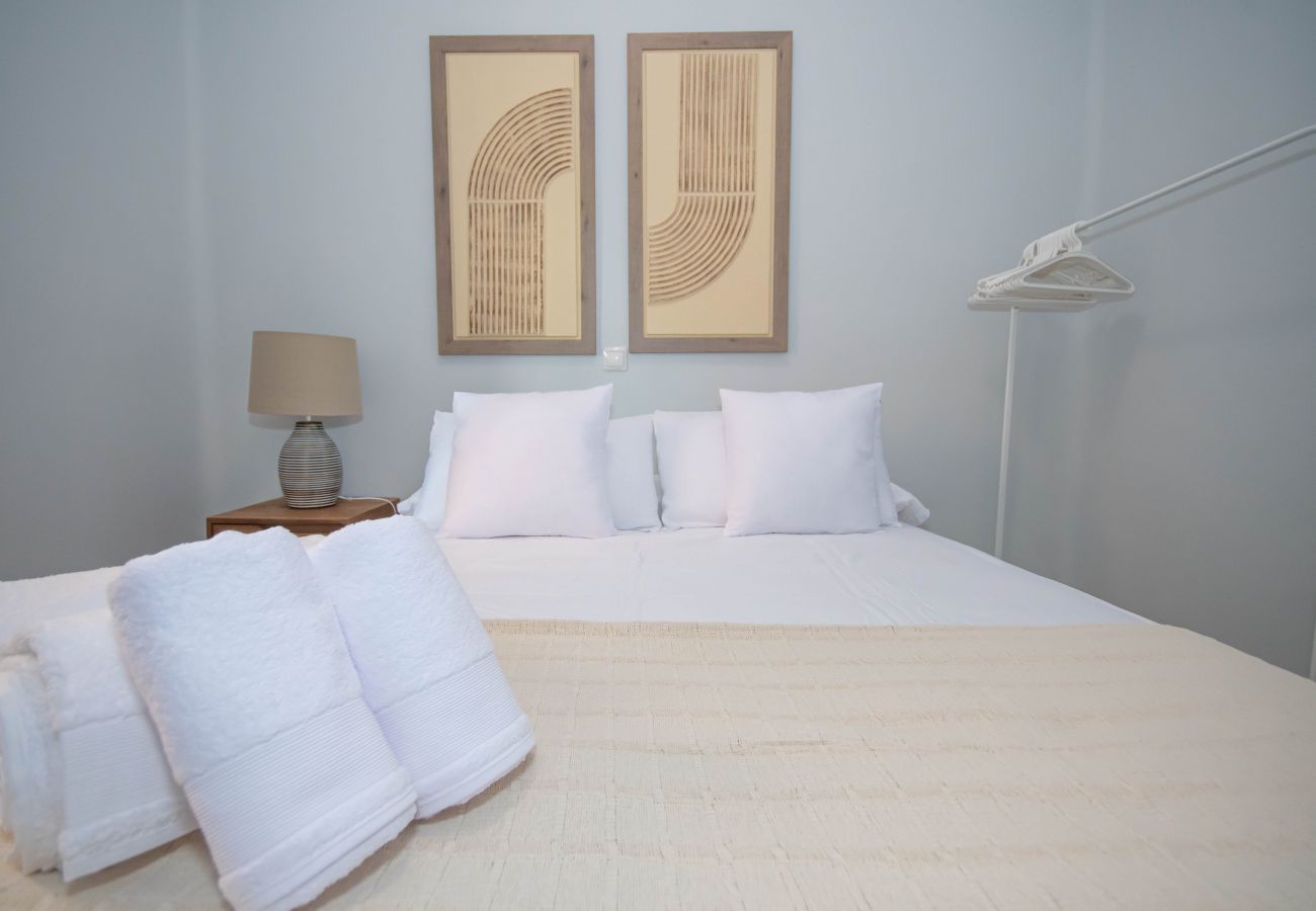 Apartamento em Madrid - M (TOP111) Luminoso y amplio apartamento en Cuatro Apartamento em Madrid - M (TOP111) Luminoso y amplio apartamento en Cuatro