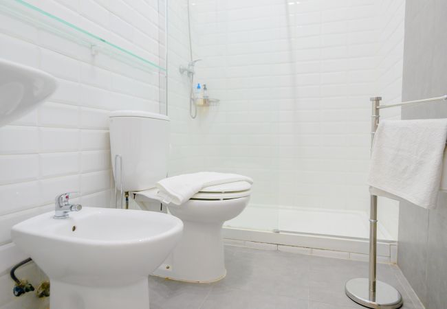 Apartamento em Madrid - M (REL100) Encantadora vivienda de dos dormitorios Apartamento em Madrid - M (REL100) Encantadora vivienda de dos dormitorios