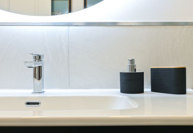 Apartamento em Madrid - M (ORE512) Apartamento Espacioso de Tres Dormitori Apartamento em Madrid - M (ORE512) Apartamento Espacioso de Tres Dormitori