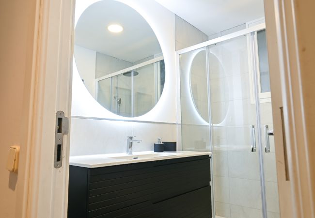 Apartamento em Madrid - M (ORE512) Apartamento Espacioso de Tres Dormitori Apartamento em Madrid - M (ORE512) Apartamento Espacioso de Tres Dormitori