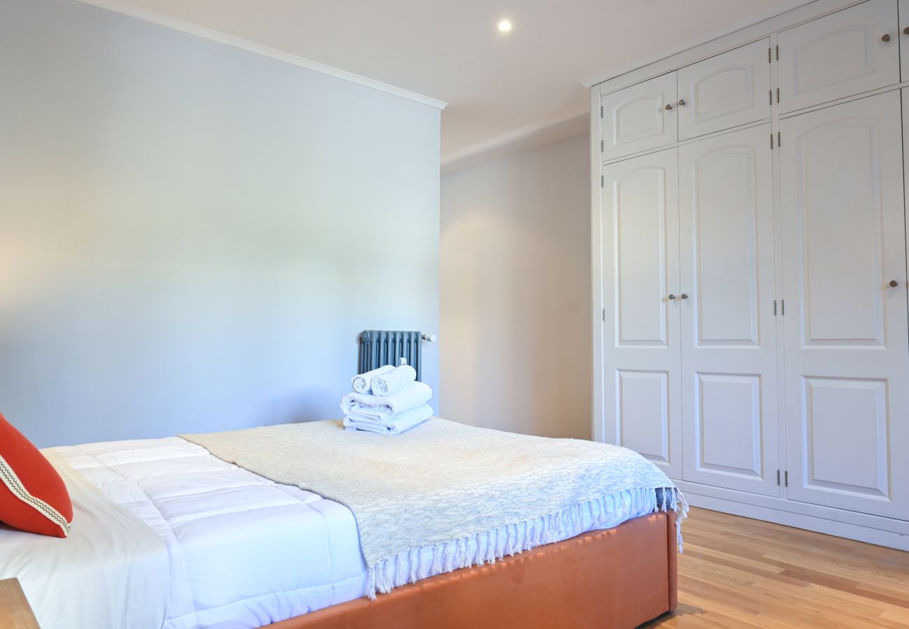 Apartamento em Madrid - M (ORE512) Apartamento Espacioso de Tres Dormitori Apartamento em Madrid - M (ORE512) Apartamento Espacioso de Tres Dormitori