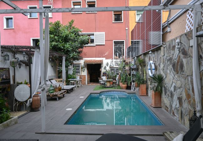 Apartamento em Madrid - M (FCA340) Coqueto estudio con piscina en Ciudad L Apartamento em Madrid - M (FCA340) Coqueto estudio con piscina en Ciudad L