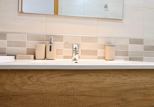 Apartamento em Madrid - M (MEN551B) Acogedor Apartamento en Vallecas: Tu N Apartamento em Madrid - M (MEN551B) Acogedor Apartamento en Vallecas: Tu N