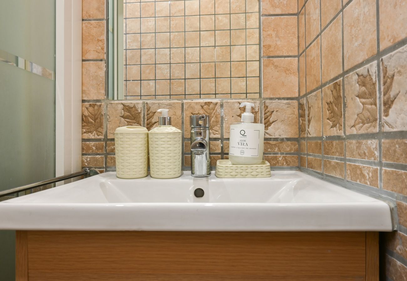 Apartamento em Madrid - M (EMB1545) Coqueto Apartamento de dos dormitorios Apartamento em Madrid - M (EMB1545) Coqueto Apartamento de dos dormitorios