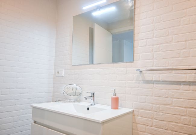 Apartamento em Madrid - M (SEN1692)Amplio Apartamento con Balcón en Calle  Apartamento em Madrid - M (SEN1692)Amplio Apartamento con Balcón en Calle
