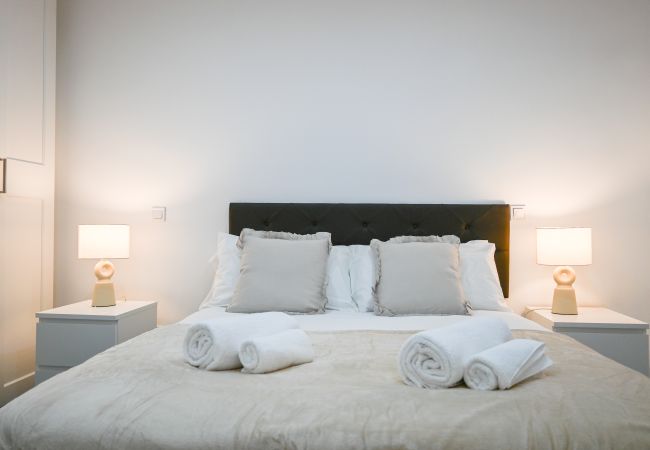 Apartamento em Madrid - M (SEN1692)Amplio Apartamento con Balcón en Calle  Apartamento em Madrid - M (SEN1692)Amplio Apartamento con Balcón en Calle