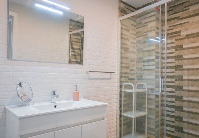 Apartamento em Madrid - M (SEN1692)Amplio Apartamento con Balcón en Calle  Apartamento em Madrid - M (SEN1692)Amplio Apartamento con Balcón en Calle