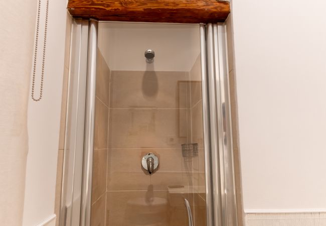 Apartamento em Madrid - M (SEN352)Elegante y luminoso piso en el corazón d Apartamento em Madrid - M (SEN352)Elegante y luminoso piso en el corazón d