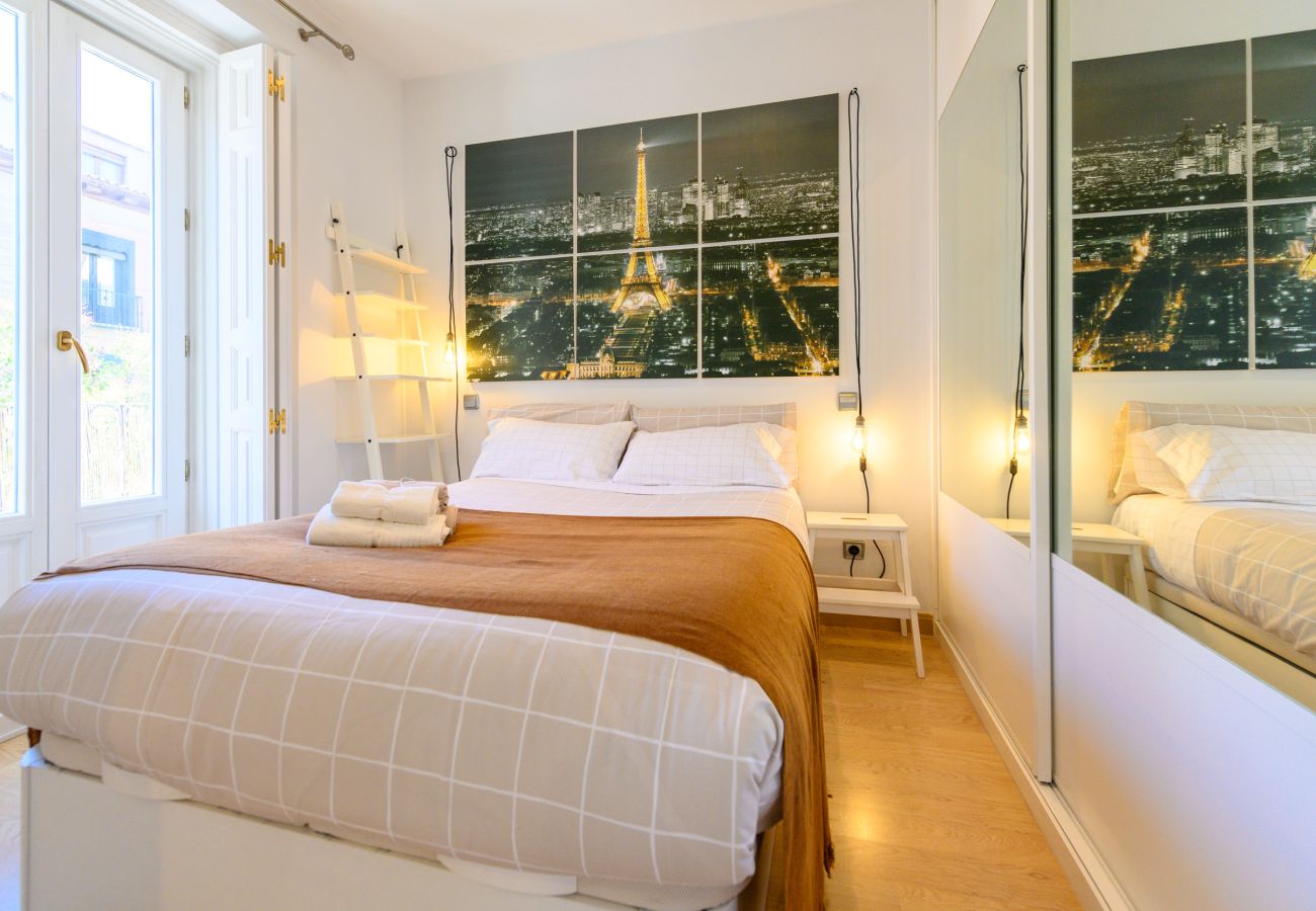 Apartamento em Madrid - M (SBE282) Encanto y comodidad en el corazón de M
