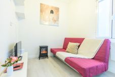 Apartamento em Madrid - M (AMA2721) Acogedor piso de 1 dormitorio a poco m