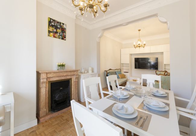 Apartamento em Madrid - M (TOL254)Acogedor piso con balcones en el centro  Apartamento em Madrid - M (TOL254)Acogedor piso con balcones en el centro