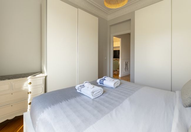 Apartamento em Madrid - M (TOL254)Acogedor piso con balcones en el centro  Apartamento em Madrid - M (TOL254)Acogedor piso con balcones en el centro