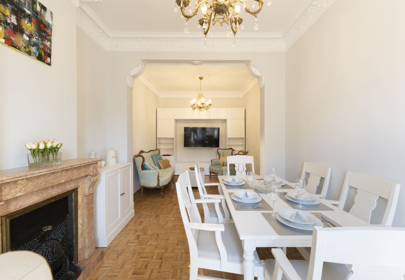 Apartamento em Madrid - M (TOL254)Acogedor piso con balcones en el centro  Apartamento em Madrid - M (TOL254)Acogedor piso con balcones en el centro