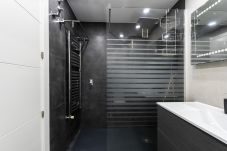 Apartamento em Madrid - M (ACA65)Amplio piso de 3 dormitorios y 2 baños en