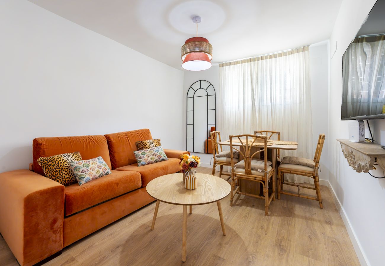 Apartamento em Madrid - M (MPM320)Magnífico piso de 3 dormitorios en Madre