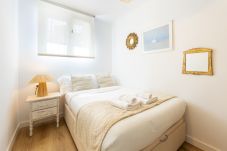 Apartamento em Madrid - M (MPM32)Magnífico piso de 3 dormitorios en Madres