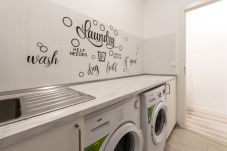 Quarto em Madrid - M (SBE105)Zurich: habitación con comodidad y zonas