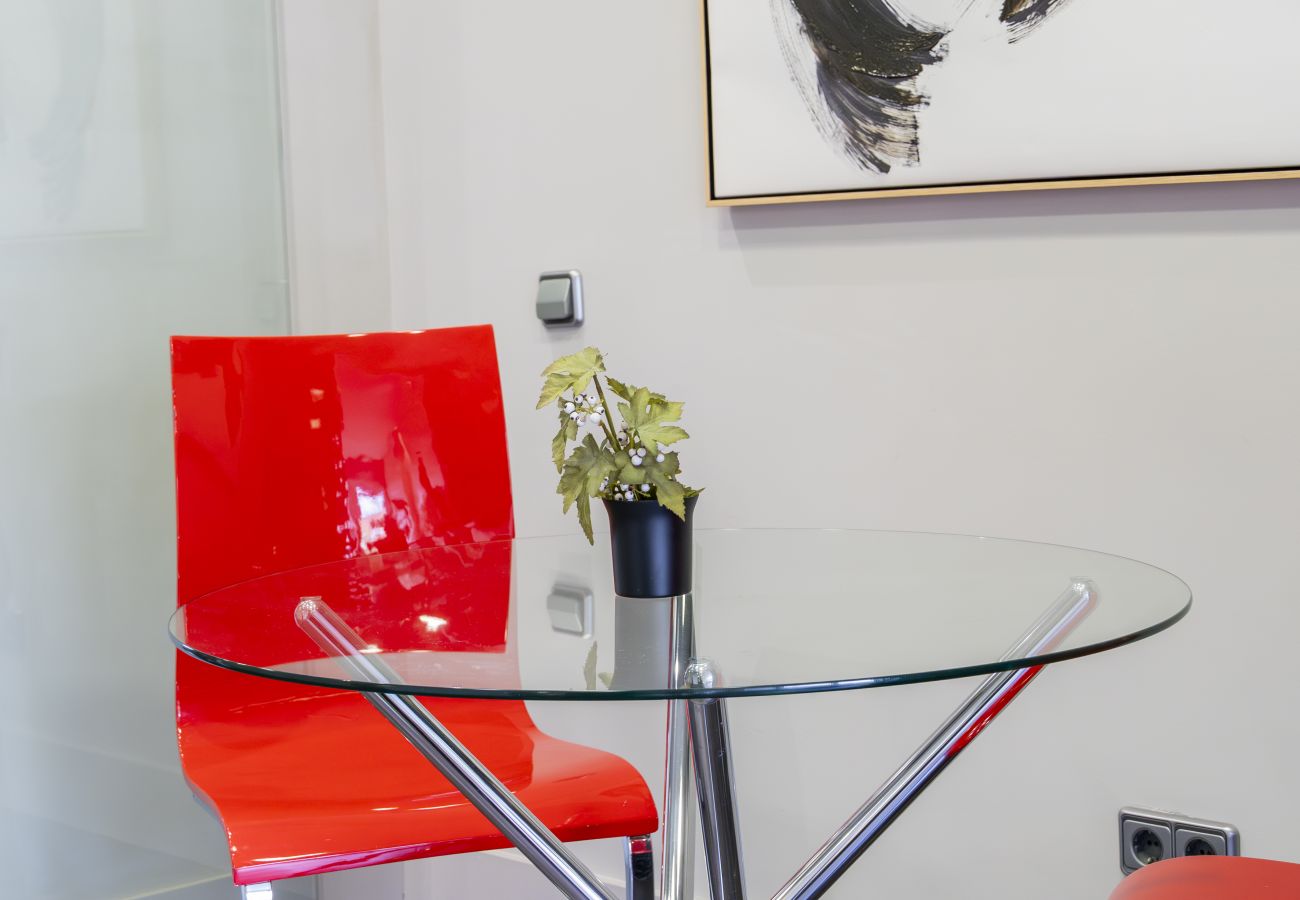 Apartamento em Madrid - M (PAC63)Alquiler Mensual en Madrid – Piso Exteri Apartamento em Madrid - M (PAC63)Alquiler Mensual en Madrid – Piso Exteri