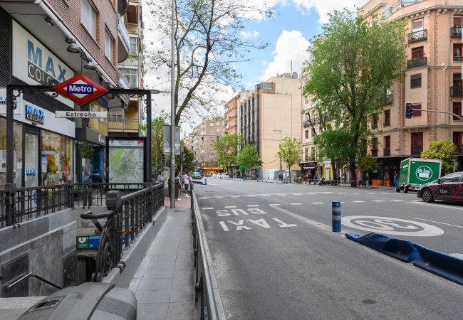 Apartamento em Madrid - M (MDL92)Alquiler Mensual en Madrid – Piso moderno Apartamento em Madrid - M (MDL92)Alquiler Mensual en Madrid – Piso moderno